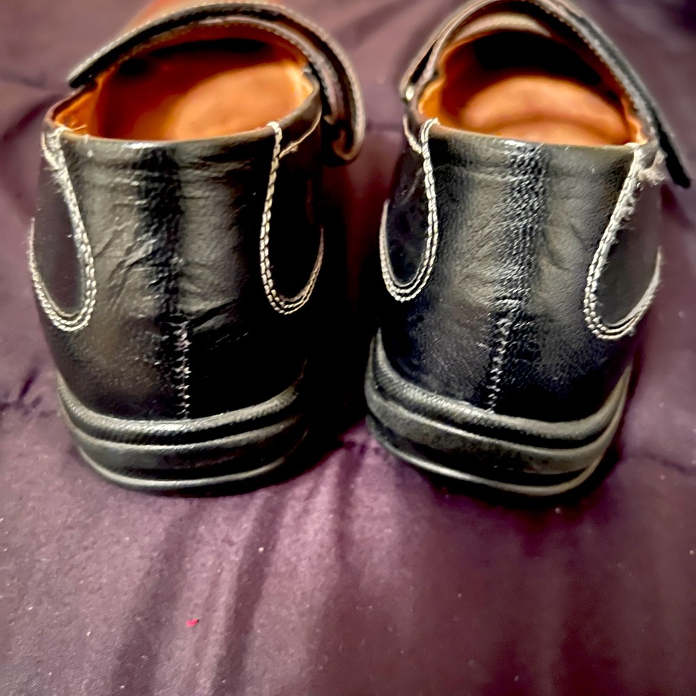 Selling extra comfort Maryjane Hush puppies gently used